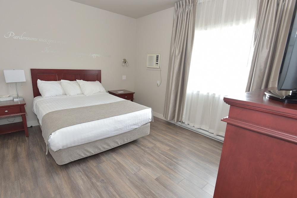 Les Pavillons Du Petit Manoir Du Casino Hotel Ла Мале Екстериор снимка